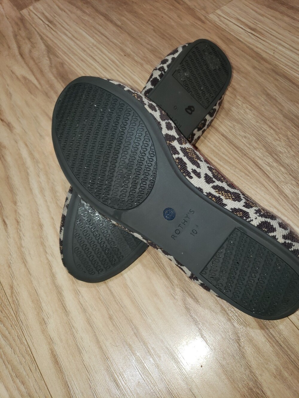 Rothys Mocha Spot Leopard Slip On Loafer Flat Red/blue Trim Likenew Condition 10 - Picture 5 of 8